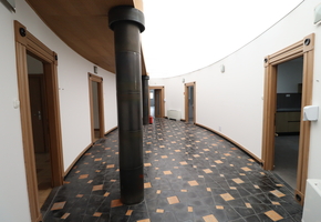 Budapest III. district on 1279sqm plot two storeyed 886sqm office building for sale