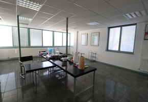 Pest county Budaörs 360sqm good conditioned 3 storeyed office building for rent
