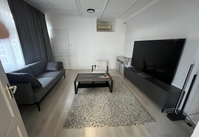 Budapest VI. district Bajza street 85sqm independent building for office or showroom to let