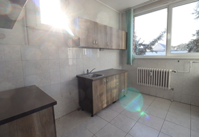 Budapest XV. district Késmárk street 196sqm office block to let