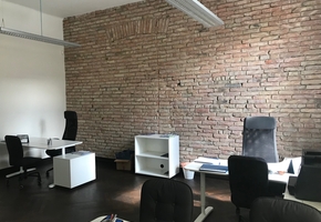 Budapest I. district Szilágyi Dezső square independent office for rent